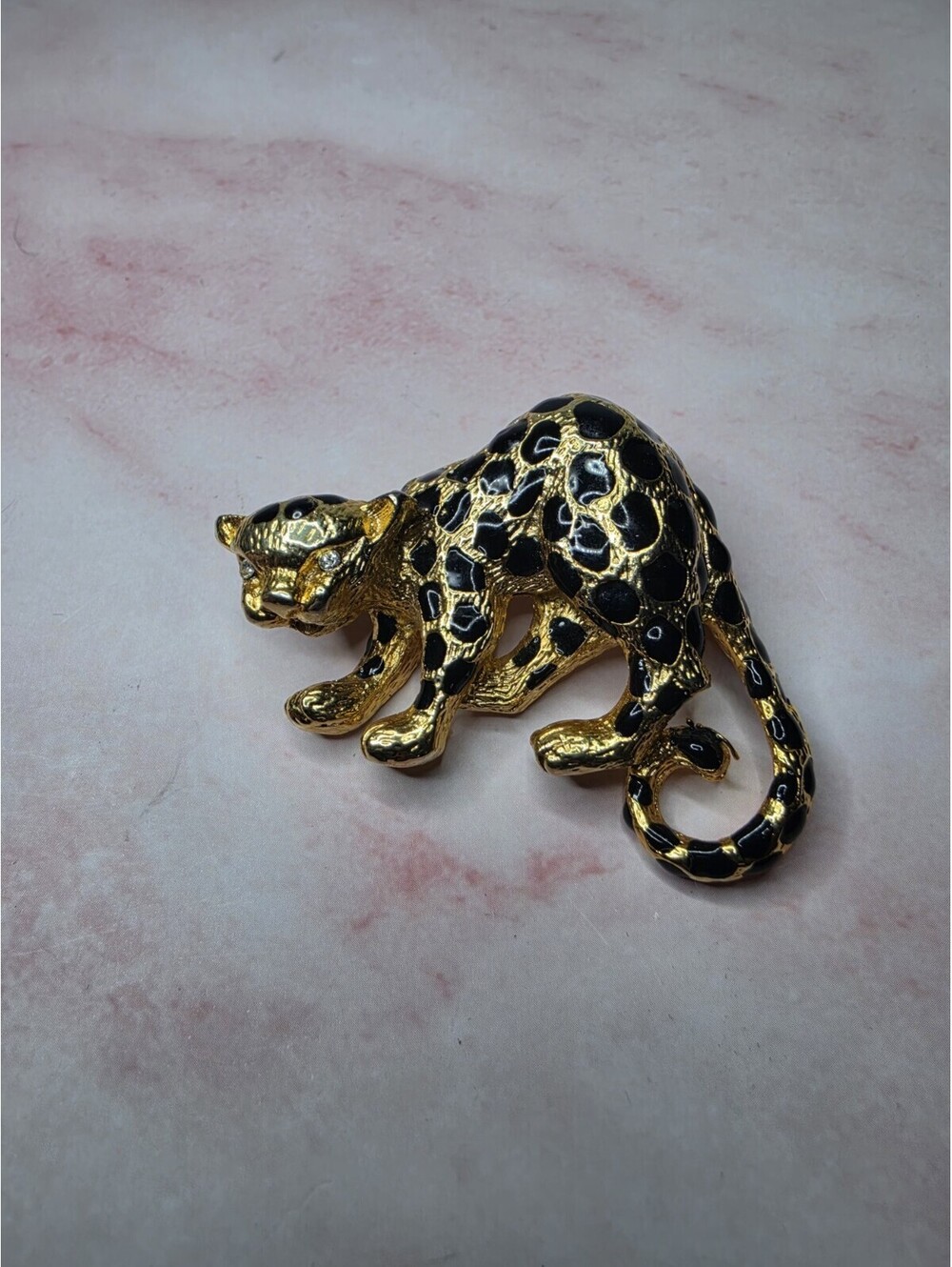 Vtg Gold Tone Leopard Black Enamel Brooch Pin Rhinestone Eye Big Cat
